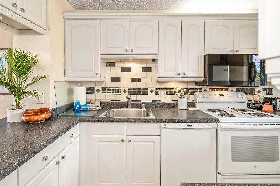 Menehune Shores, #517 Condo Kihei